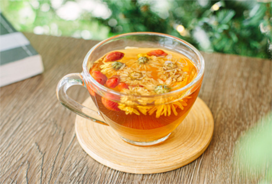 【飲品食譜】枸杞菊花決明子紅茶 護眼又暖身